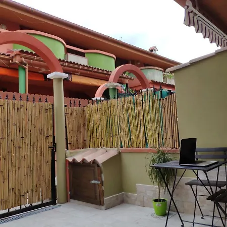 La Casa Dei Poeti Willa Villasimius